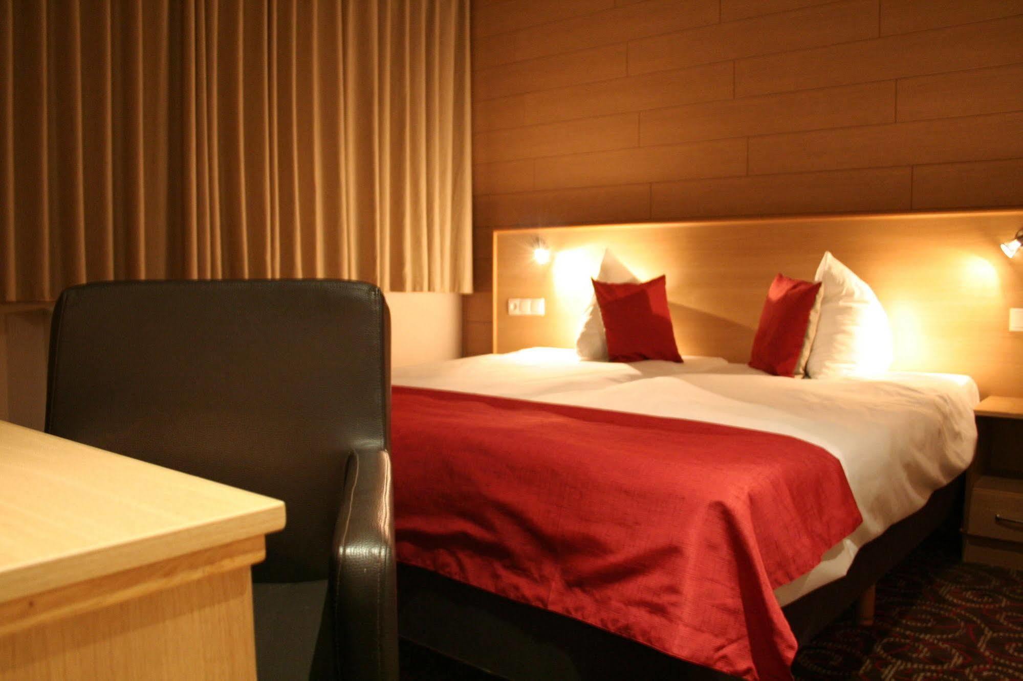 Hotel Ingredi Bree Zewnętrze zdjęcie